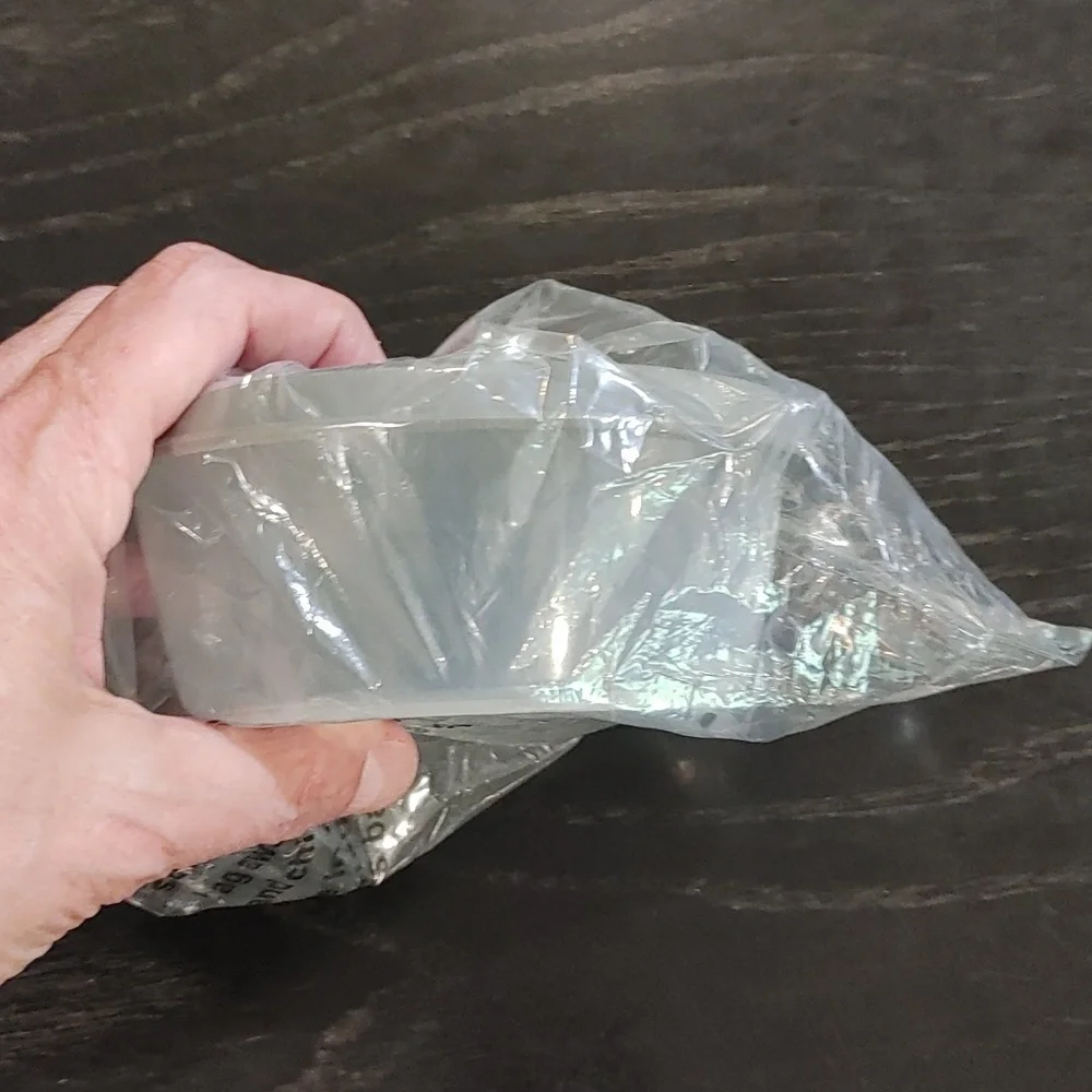 Frisco Wet Food Container with Silicone Lid